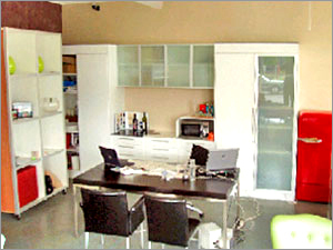 Interior Decorators/Decorative Items