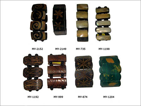 Bracelets / Bangles