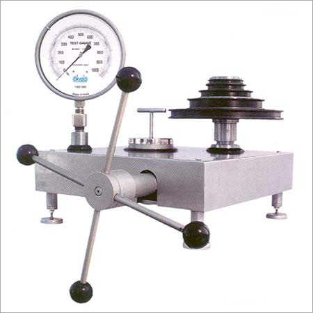 Dead Weight Tester
