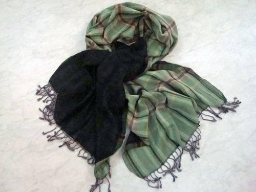 Wool Embroidered Scarves Manufacturers