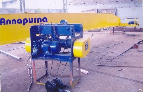 Cranes & Hoist