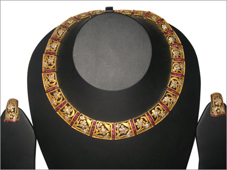 Gold Necklace Set