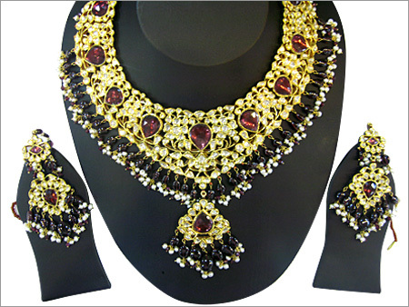 Necklace Set