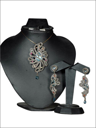 Antique Victorian Necklace