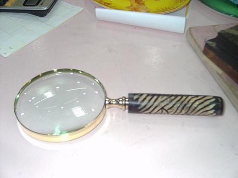 Magnifying Lens