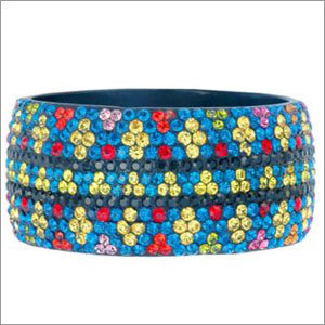 Lac Broad Bangles