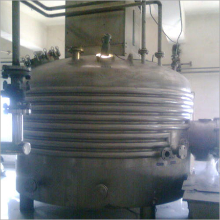 Agitated Nutsche Filter By EVEREST ENGINEERING & ALLIED PRODUCTS PVT. LTD.