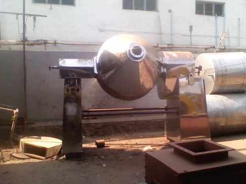 Rotocone Vacuum Dryer By EVEREST ENGINEERING & ALLIED PRODUCTS PVT. LTD.