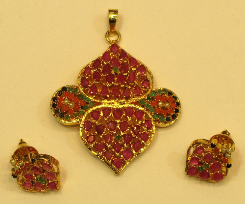 Semi Precious Stoned Pendent