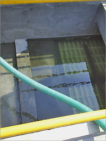 Clarifier water outlet