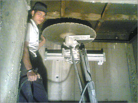 RCC Diamond Sawing Wall Saw