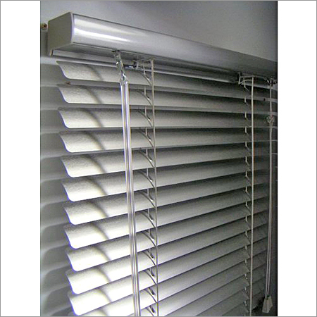 Center Aluminum Blind