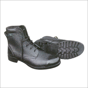 D.M.S Black Zuggrain Boots