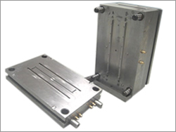 Die Casting Products - Steel Alloy Custom Size Multi-Cavity | High Precision Complex Shapes Durable Molds Tight Tolerance