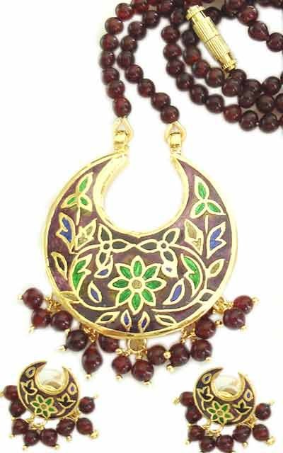 MEENAKARI