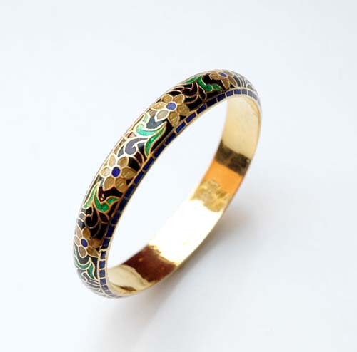 MEENAKARI-KADA