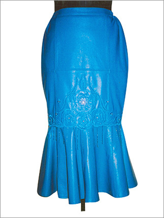 Fashionable Leather Skirt