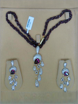 Diamond Studded Necklace Set