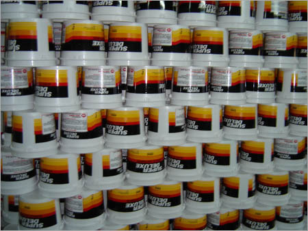 Paint Containers - Metal/Plastic, 1-5 Liters, White | Cost-Effective, Durable Design, Easy Handling, Secure Seal, Versatile Use