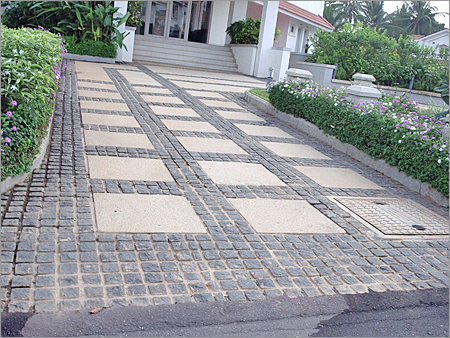 Bricks & Tiles
