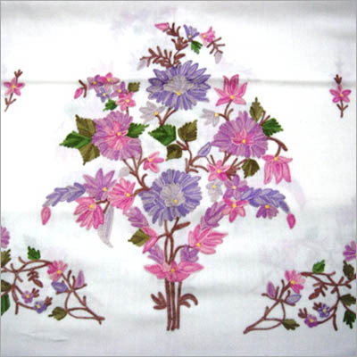 Ari Woolen Border Stole