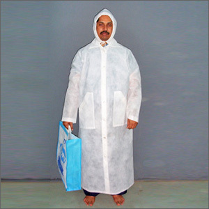 PP Spin Bonded Fabrics Rain Coat