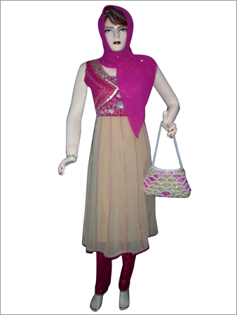 Pajami Suit With Scarves