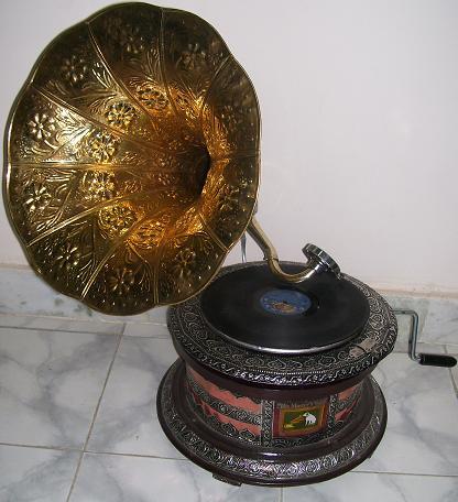 Antique Style Gramophones