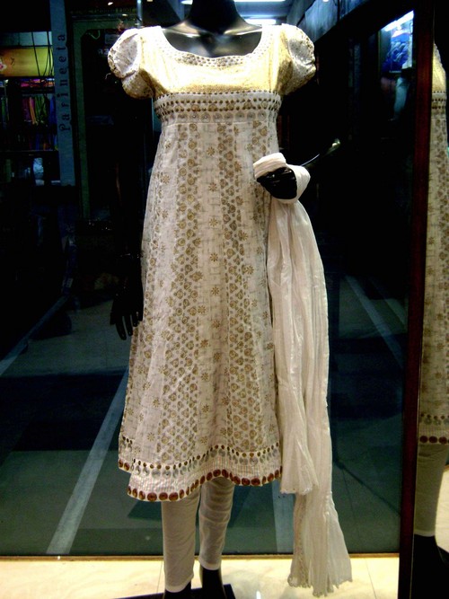 Sleeveless Salwar Suits