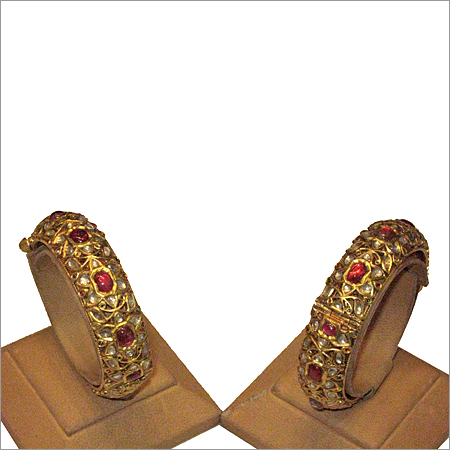 Diamond Jewelry - Gold, 60x20mm, 5-10 Grams | Elegant Design, Pave Diamond Setting, Luxury Appeal