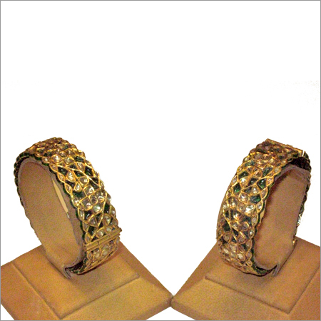 Diamond Jewelry - 18K-24K Gold, Variable Dimensions | Luxury, Elegant Style, Durable Precious Metal
