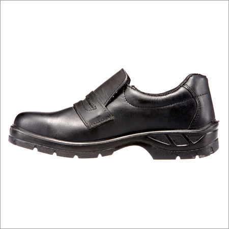 Injection Moulded PU, Nitrile Rubber & Safety Shoes