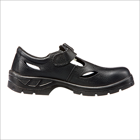 Injection Moulded PU, Nitrile Rubber & Safety Shoes