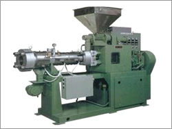 Extruder with Pallatizer