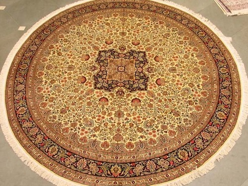 Round Kashan Ivory Silk Carpet