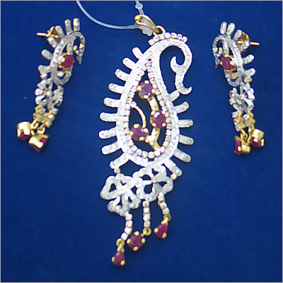 Designer Diamond Pendant Set