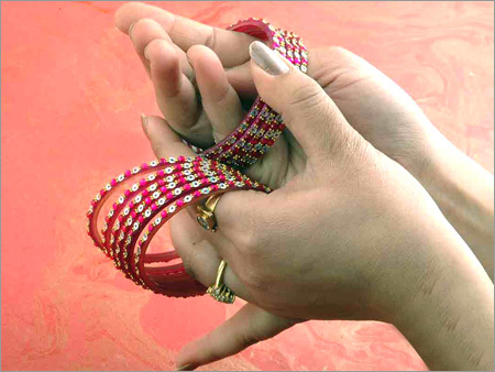 Glass/acrylic/Metal Bangles