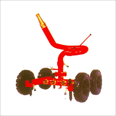 Stand post/tolley mounted water cum foam monitor