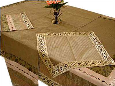 Plain Table Linens