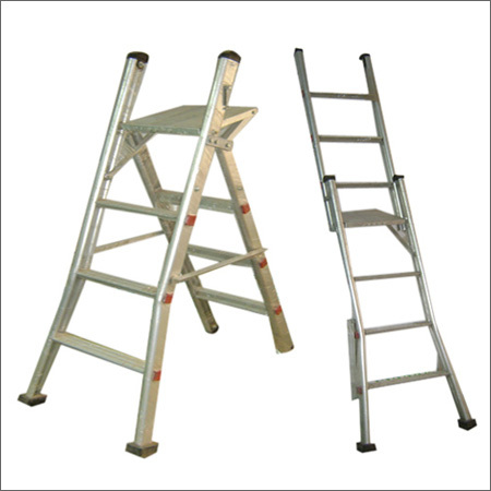 Self Supporting Aluminum Ladder