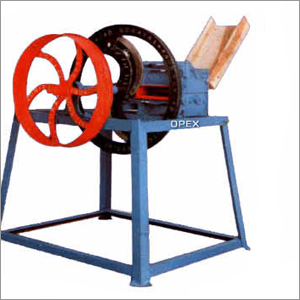 Power Driven Chaff Cutter