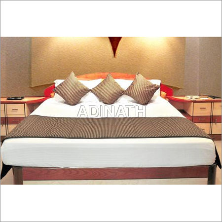 Bed Runners & Cushions Covers