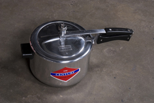 Aluminum Pressure Cooker (2 Litre Capacity)