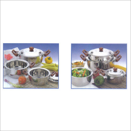 SS Round casserole wooden Handle Hot Pot (Gift set