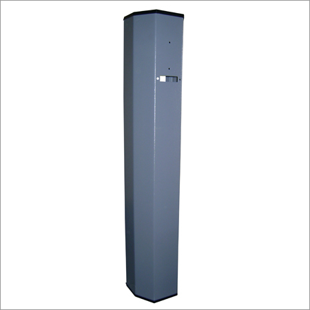 Four Speakers Cabinet