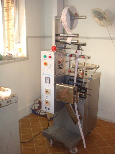 Sachet Packer FFS Machine