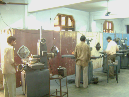 Surfacing Tool Room