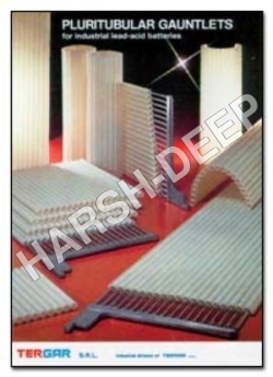 POLYESTER PLURI TUBULAR FABRIC GAUNGLETS.