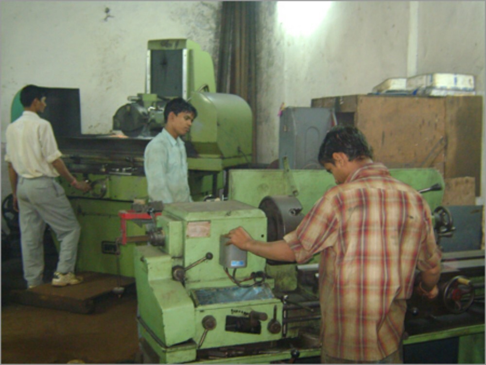 Industrial Tool Room - Color: Multi