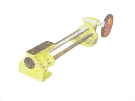Felt Stracher